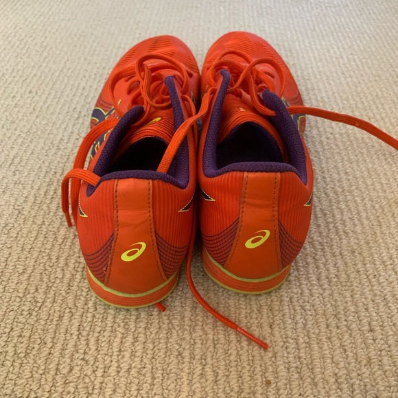 Asics’ track spikes! - Picture 4 of 5